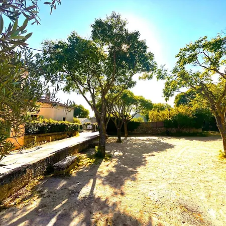 Maison Des Muriers, 150 M2, Piscine Privee, Clim * Aigues-Vives (Gard)